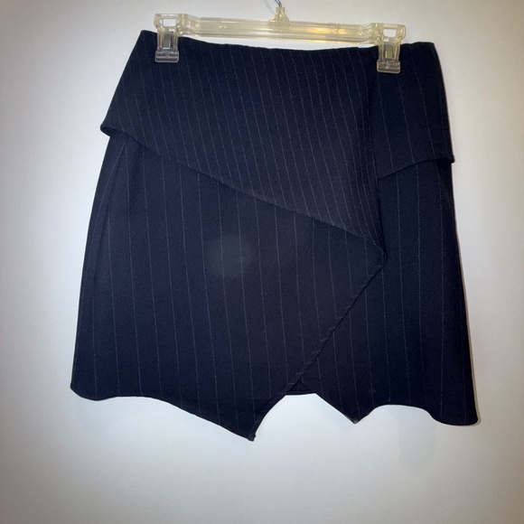 Joie Akirako Pinstriped Asymmetrical Skirt size 6 NWT - Picture 2 of 8